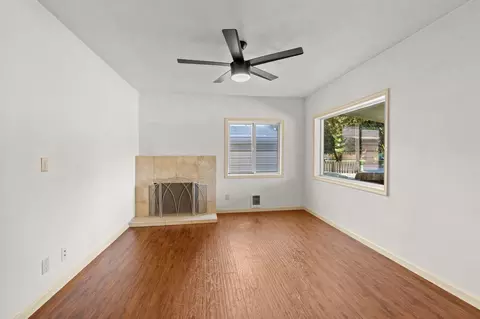 Living - 12719 E 8th Ave, Spokane Valley, WA 99216 photo 2 of 4