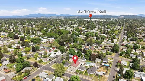 View/Area - 4218 N Maple St, Spokane, WA 99208 photo 2 of 5