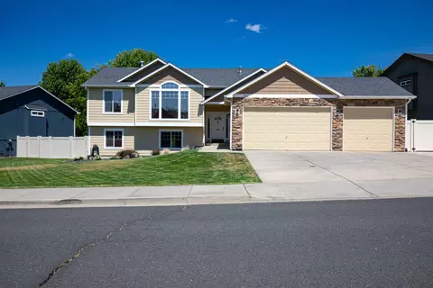 501 E Parker Dr, Colbert, WA 99005 photo 2