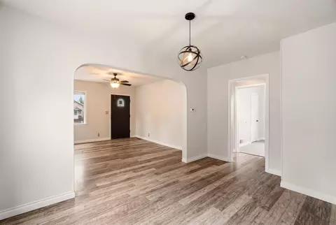 Living - 3428 E 29th Ave, Spokane, WA 99223 photo 7 of 8