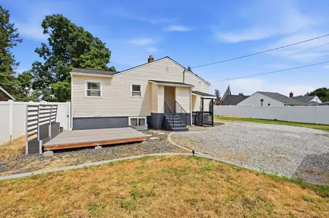Exterior - 3428 E 29th Ave, Spokane, WA 99223 photo 7 of 10