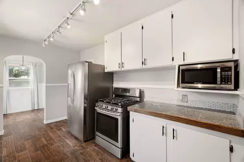 Kitchen - 3428 E 29th Ave, Spokane, WA 99223 photo 2 of 4