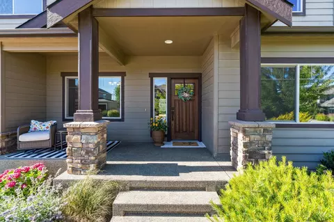 17709 E Daystar Rd, Greenacres, WA 99016