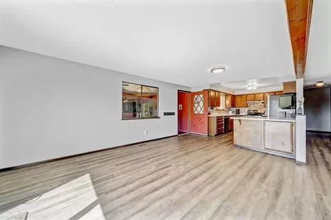 Living - 16825 E Scribner Rd, Spokane, WA 99217 photo 7 of 9