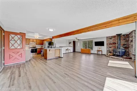 Living - 16825 E Scribner Rd, Spokane, WA 99217 photo 8 of 9