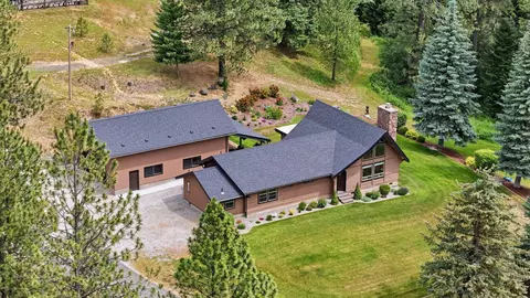 26401 Elder Rd, Rockford, WA 99030