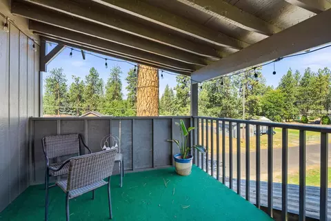 Exterior - 10003 E 9th Ave, Spokane Valley, WA 99206 photo 6 of 9