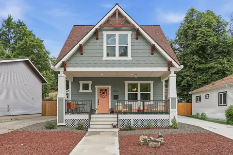 Exterior - 806 E 10th Ave, Spokane, WA 99202 photo 4 of 12