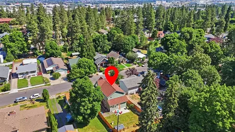 View/Area - 806 E 10th Ave, Spokane, WA 99202 photo 6 of 10