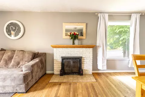 Living - 3604 E Fairview Ave, Spokane, WA 99217 photo 1 of 5