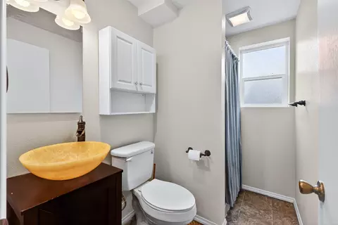 Bath - 12901 E 28th Ave, Spokane Valley, WA 99216 photo 2 of 2