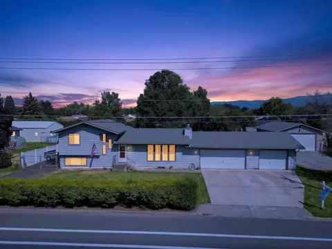 2115 S Evergreen Rd, Veradale, WA 99037
