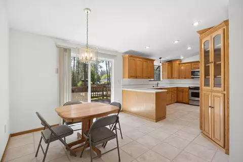 Dining - 710 E Glencrest Dr, Spokane, WA 99208 photo 1 of 1