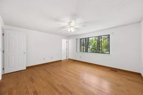Bedroom - 710 E Glencrest Dr, Spokane, WA 99208 photo 1 of 8