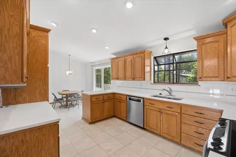 Kitchen - 710 E Glencrest Dr, Spokane, WA 99208 photo 4 of 4