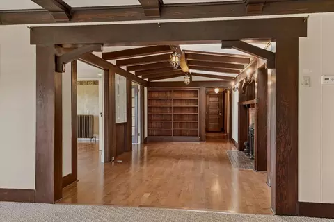 Living - 2104 E 8th Ave, Spokane, WA 99202 photo 6 of 11