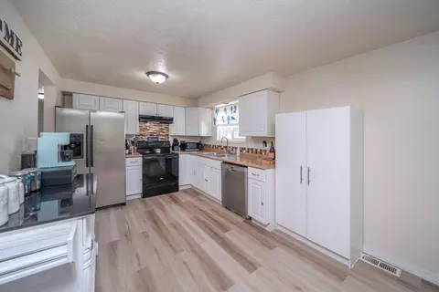 1328 Joseph Ave, Spokane, WA 99208 photo 12