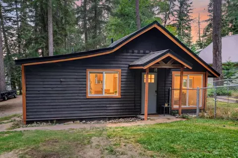 13908 N East Newman Lake Dr, Newman Lake, WA 99025