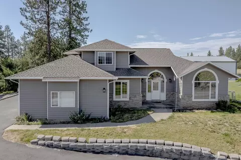 1107 Pinebrook Dr, Chewelah, WA 99109