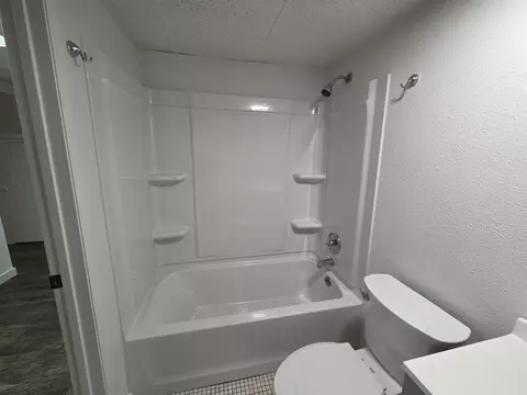 Bath - 4127 E 2nd Ave, Spokane, WA 99202 photo 3 of 3