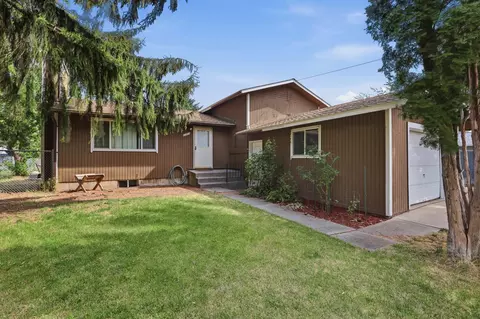 11319 E Grace Ave, Spokane Valley, WA 99206