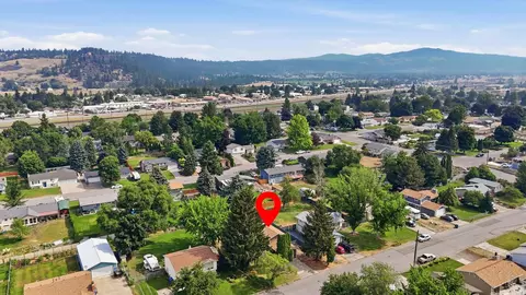 View/Area - 11319 E Grace Ave, Spokane Valley, WA 99206 photo 4 of 5