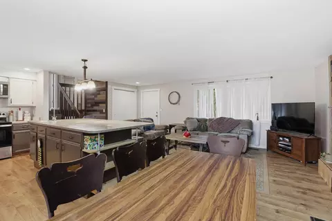 Dining - 11319 E Grace Ave, Spokane Valley, WA 99206 photo 2 of 2