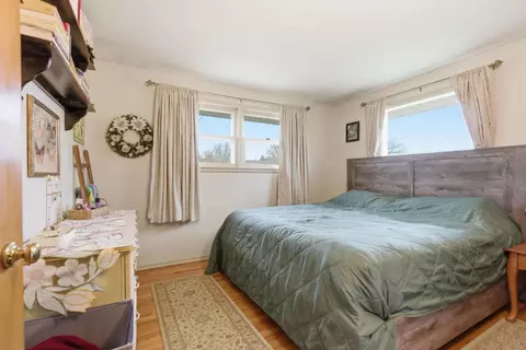 Bedroom - 13123 E 5th Ave, Spokane Valley, WA 99216 photo 2 of 3