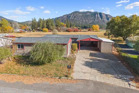 250 Quartzite Loop, Chewelah, WA 99109