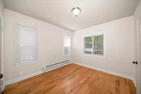 Bedroom - 508 E 19th Ave, Spokane, WA 99203 photo 3 of 5