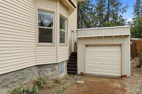 Exterior - 418 E 19th Ave, Spokane, WA 99203 photo 7 of 7