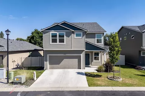 5912 W Jamestown Ln, Spokane, WA 99208