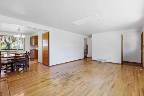 Living - 12802 E Semro Ave, Spokane Valley, WA 99216 photo 3 of 5