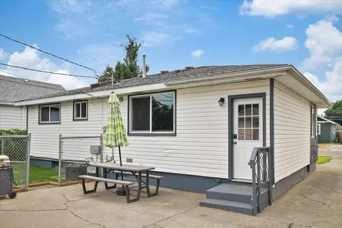 Exterior - 407 E Heroy Ave, Spokane, WA 99207 photo 3 of 6