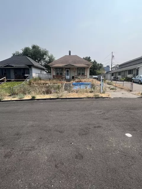 605 W Augusta Ave, Spokane, WA 99205