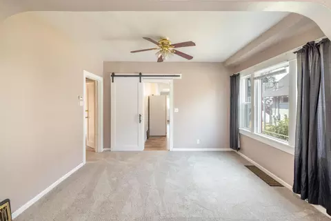 Living - 824 E Gordon Ave, Spokane, WA 99207 photo 1 of 2