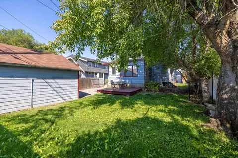 Exterior - 824 E Gordon Ave, Spokane, WA 99207 photo 2 of 9
