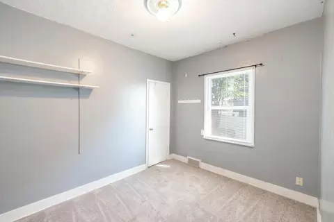Bedroom - 824 E Gordon Ave, Spokane, WA 99207 photo 2 of 3
