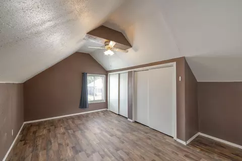 Bedroom - 824 E Gordon Ave, Spokane, WA 99207 photo 3 of 3