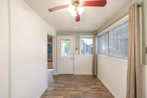 Entry Way - 824 E Gordon Ave, Spokane, WA 99207 photo 2 of 3