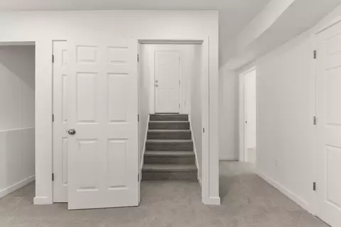 Entry Way - 6109 E 8th Ave, Spokane, WA 99212 photo 3 of 3
