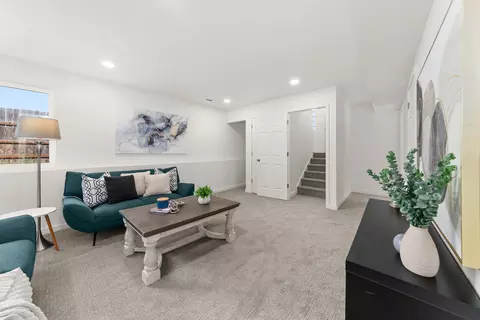 Living - 6109 E 8th Ave, Spokane, WA 99212 photo 1 of 7