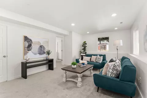 Living - 6109 E 8th Ave, Spokane, WA 99212 photo 7 of 7