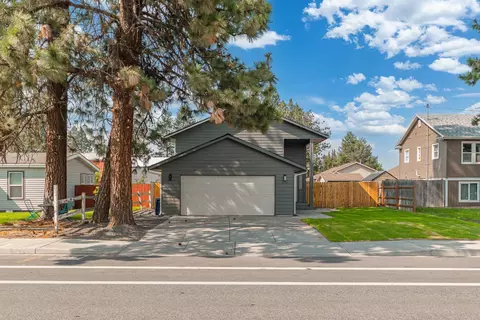 Exterior - 6109 E 8th Ave, Spokane, WA 99212 photo 7 of 10
