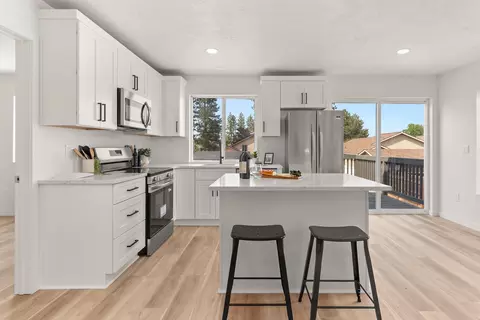 Kitchen - 6109 E 8th Ave, Spokane, WA 99212 photo 1 of 6