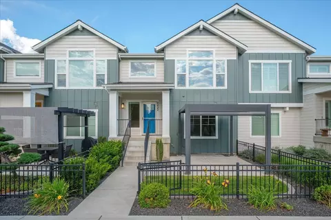 2422 W Summit Pkwy, Spokane, WA 99201