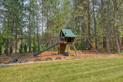 Exterior - 4309 E Pineglen Rd, Mead, WA 99021 photo 4 of 9