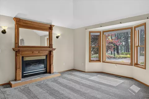 Living - 4309 E Pineglen Rd, Mead, WA 99021 photo 1 of 5