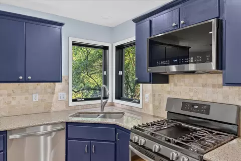 Kitchen - 4309 E Pineglen Rd, Mead, WA 99021 photo 2 of 3