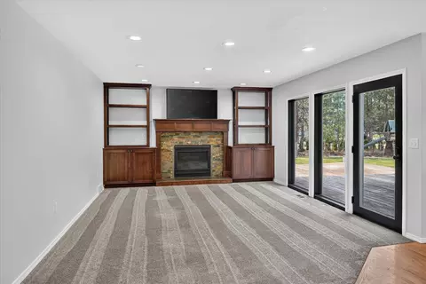 Living - 4309 E Pineglen Rd, Mead, WA 99021 photo 3 of 5